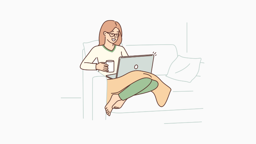 ソファに座ってブランケットをかけ、コーヒーを飲みながらリラックスしてラップトップを使っている女性のイラスト。早朝の静かな時間に集中して作業する様子を表している。